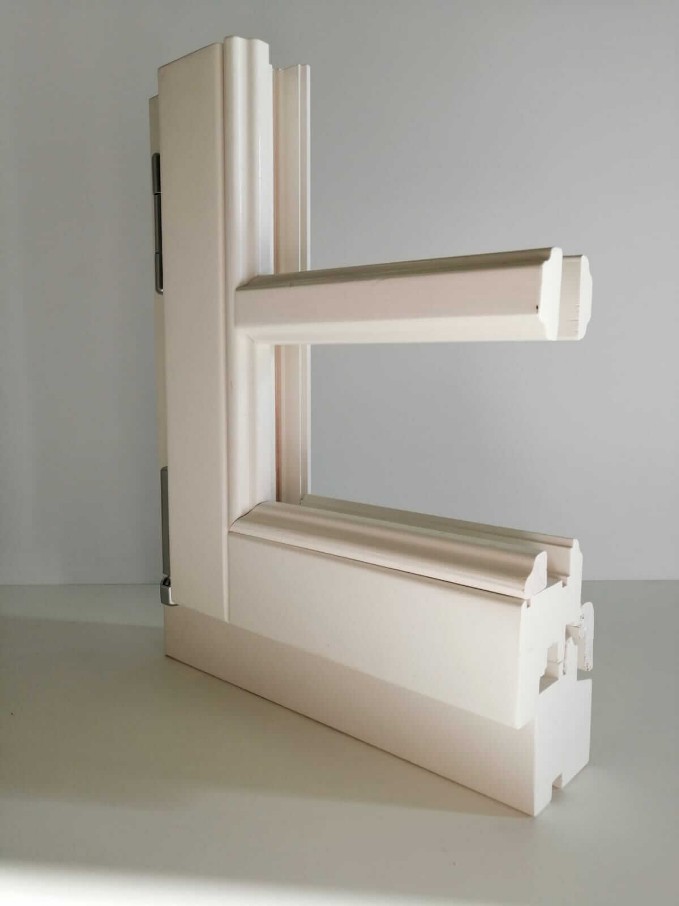 Finestra legno Finestra legno con profilo Barocco
